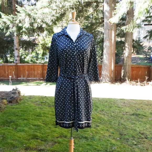 Max Studio Dresses & Skirts - 412- Max Studio Women Dress